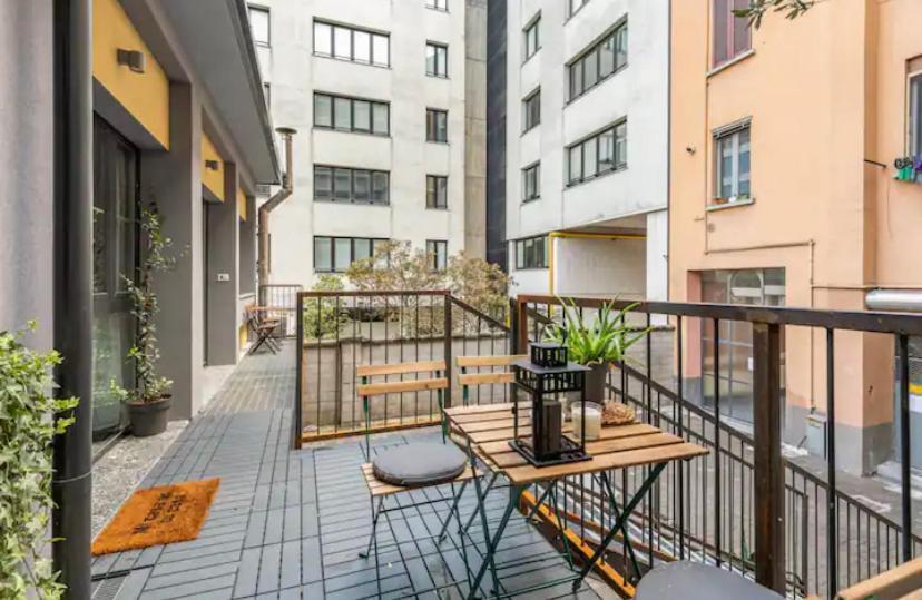I Host Apartment - Polesine 2 Milan Luaran gambar